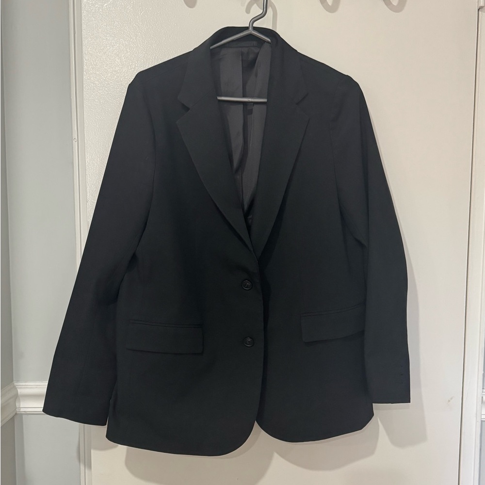Uniqlo Relaxed Tailored Blazer in Black